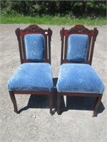 PRETTY AND ELEGANT ANTIQUE DINING CHAIRS