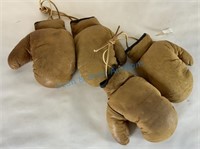 Vintage child’s boxing gloves