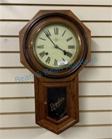 Oak case regulator clock