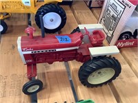 Farmall 1206 Tractor