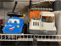 Plastic car and dump truck sand toys
