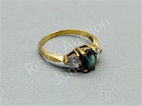 10k gold and sapphire ring size 6.5