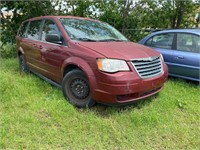 2010 CHRYSLER Town and Country