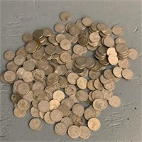 (196) 1970-80s Mexican One Peso Coins