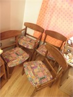 SET OF 4 VINTAGE CHAIRS