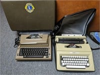 2 Typewriters. Olivetti 25, Sears The Graduate,
