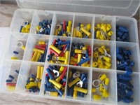 400pc ASSORTED TERMINAL KIT IN PLASTIC CASE