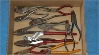 Box with 12 pliers and side cutters