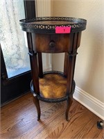 PRETTY SMALL ROUND ACCENT TABLE W DRAWER
