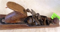 VINTAGE STANLEY BAILEY NO. 26 WOOD PLANE