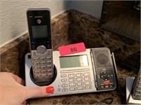 ATT CORDLESS PHONE / 4 HANDSETS TOTAL