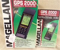 GPS 2000 SATELLITE NAVIGATOR WITH....