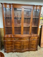 MORGANTON SERPENTINE FRONT MAHOGANY CHINA CLOSET