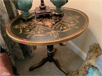 VTG ORIENTAL ACCENT OVAL ACCENT TABLE