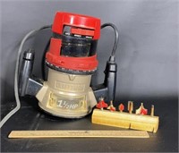 Craftsman 1.5 Horse Router And Bits