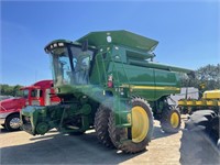 John Deere 9650 STS combine.