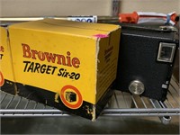 BROWNIE TARGET SIX-20 CAMERA