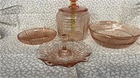 4 pink glass items