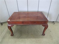 MAHOGANY CHIPPENDALE STYLE TABLE