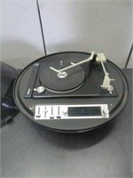 'MARINER' TURNTABLE / RECORD PLAYER