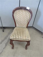 MAHOGANY GREEN UPHOLSTERED OCCASIONAL CHAIR