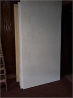 LOT OF PEGBOARD DISPLAY SHEETS