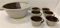 Large Pottery Bowl W 6 Mugs *read*
