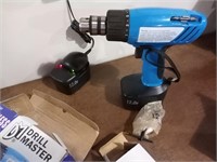 3/8" Cordless Drill w / extra battery