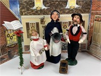 Byer's Choice Carolers