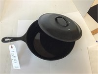 10in Cast Iron Dutch Oven w/ Lid