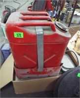 5 GALLON GERRY CAN WITH BRACKET