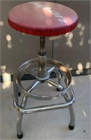 899 - VINTAGE COUNTER STOOL
