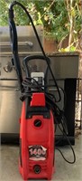 899 - CLEAN FORCE POWER WASHER
