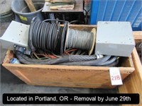 LOT, ASSORTED ELECTRICAL WIRE & FIXTURES IN THIS