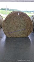 2 Round Bales 1st Grass (4x5)