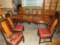 SOLID WOOD BURLED DINING TABLE 2 LEAFS & 8 CHAIRS