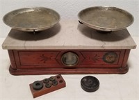 Antique Counter Top Balance Scale w/ Weights