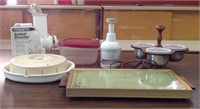 Miscellaneous lot of kitchen wares