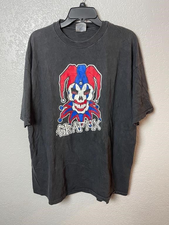 6/20/21 Vintage Clothing and Collectibles Auction
