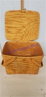 2002 Longaberger picnic basket