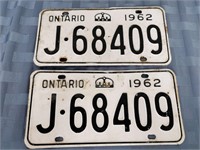 1962 Matching Ontario Licence Plates