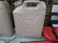 20L FUEL JERRY CAN -- US PLASTIC