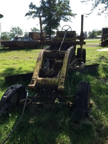 Live and Online Historic Vehicle and Antique Engine Auction