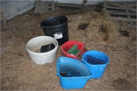 9 various buckets and feeders