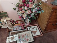 Decorative wall art and florals