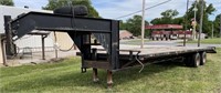 30’ Gooseneck Flatbed Trailer w/ Ramps