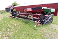 Case IH1020  25' Grain Head with Crary Air Reel