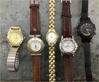 Lot of wrist watches