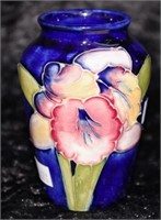 Small Moorcroft orchid pattern vase