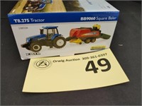 Ertl New Holland T8.275 Tractor and BB9060 Sq